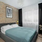 Spacious Apartment In A Quiet Area Of Poznan By Noclegi Renters